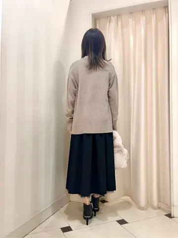 組曲 金井 コーディネート画像