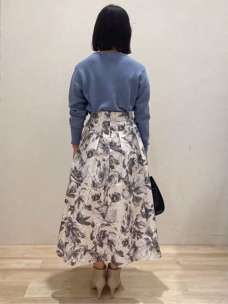 組曲 西出 コーディネート画像