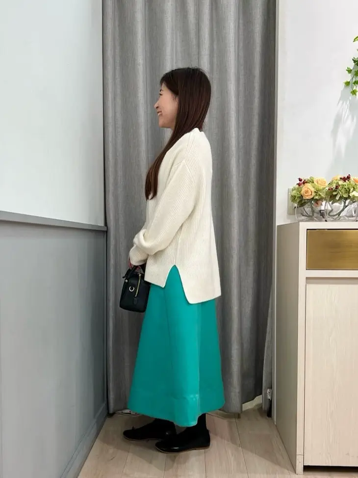 組曲 スタッフ コーディネート画像