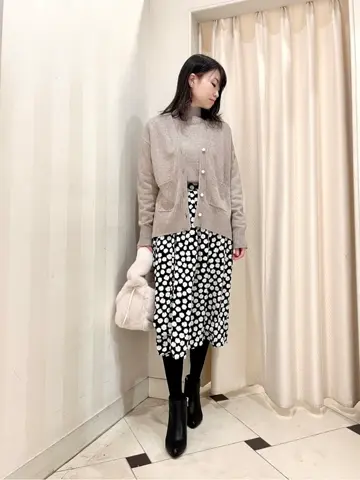 組曲 金井 コーディネート画像