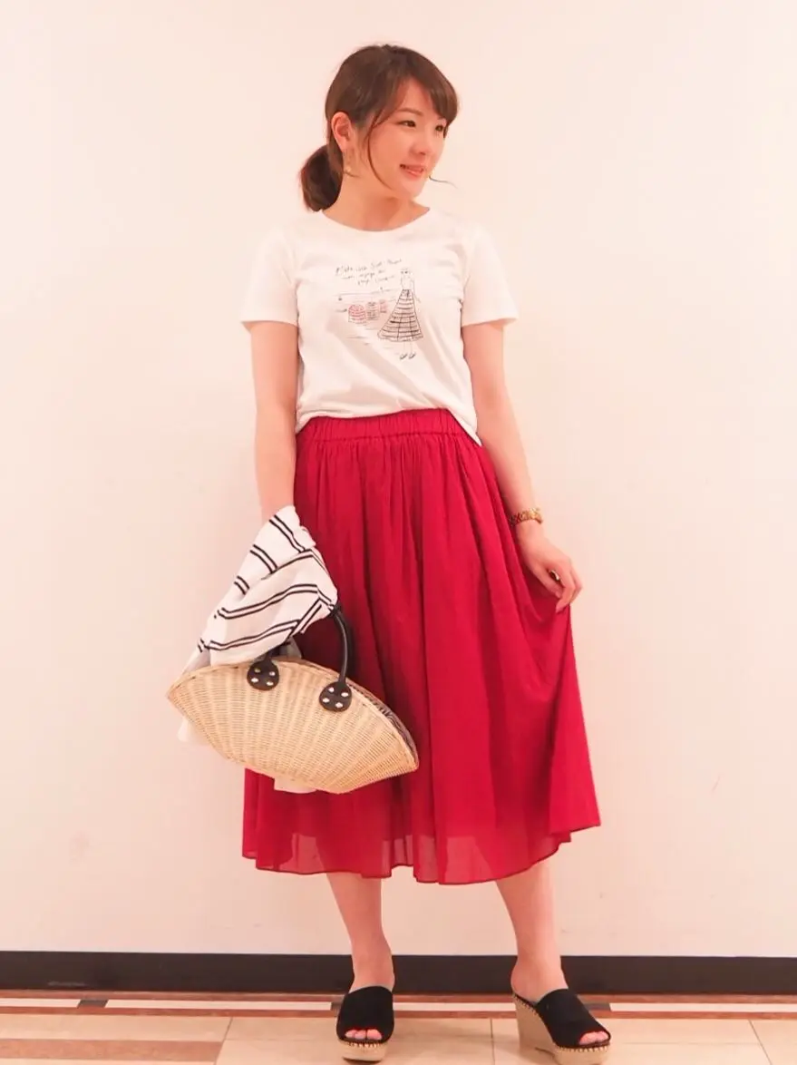 組曲 宮本 コーディネート画像