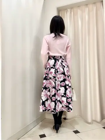 組曲 金井 コーディネート画像