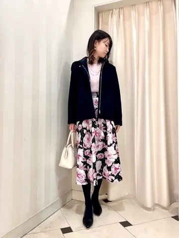 組曲 金井 コーディネート画像