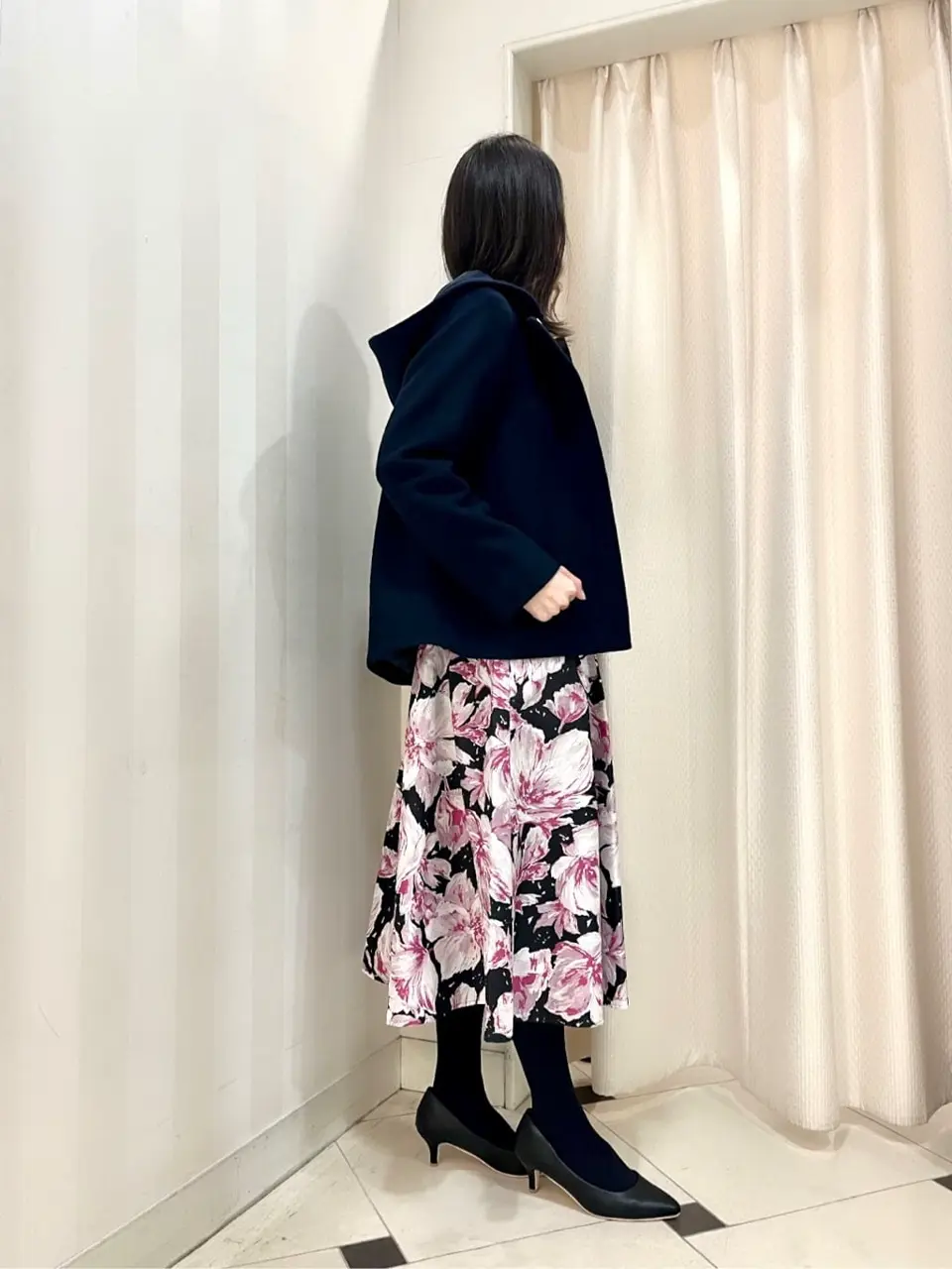 組曲 金井 コーディネート画像