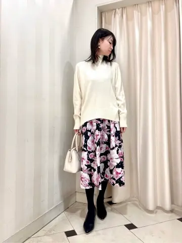 組曲 金井 コーディネート画像