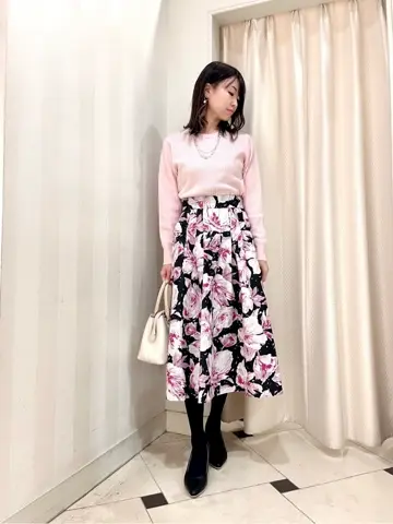 組曲 金井 コーディネート画像