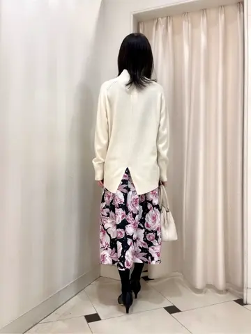 組曲 金井 コーディネート画像