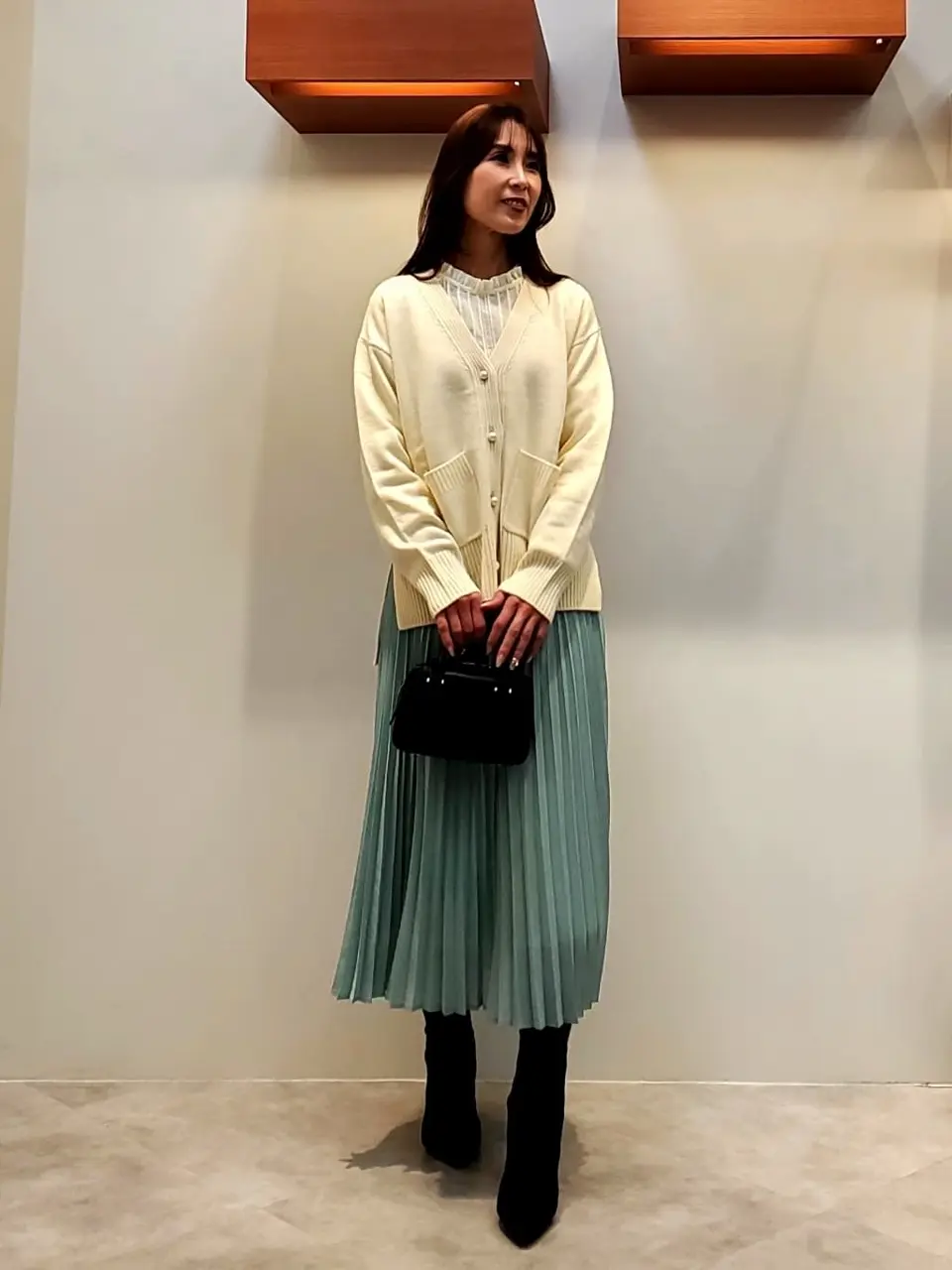 組曲 内田 コーディネート画像