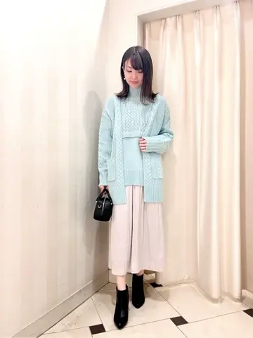 組曲 金井 コーディネート画像