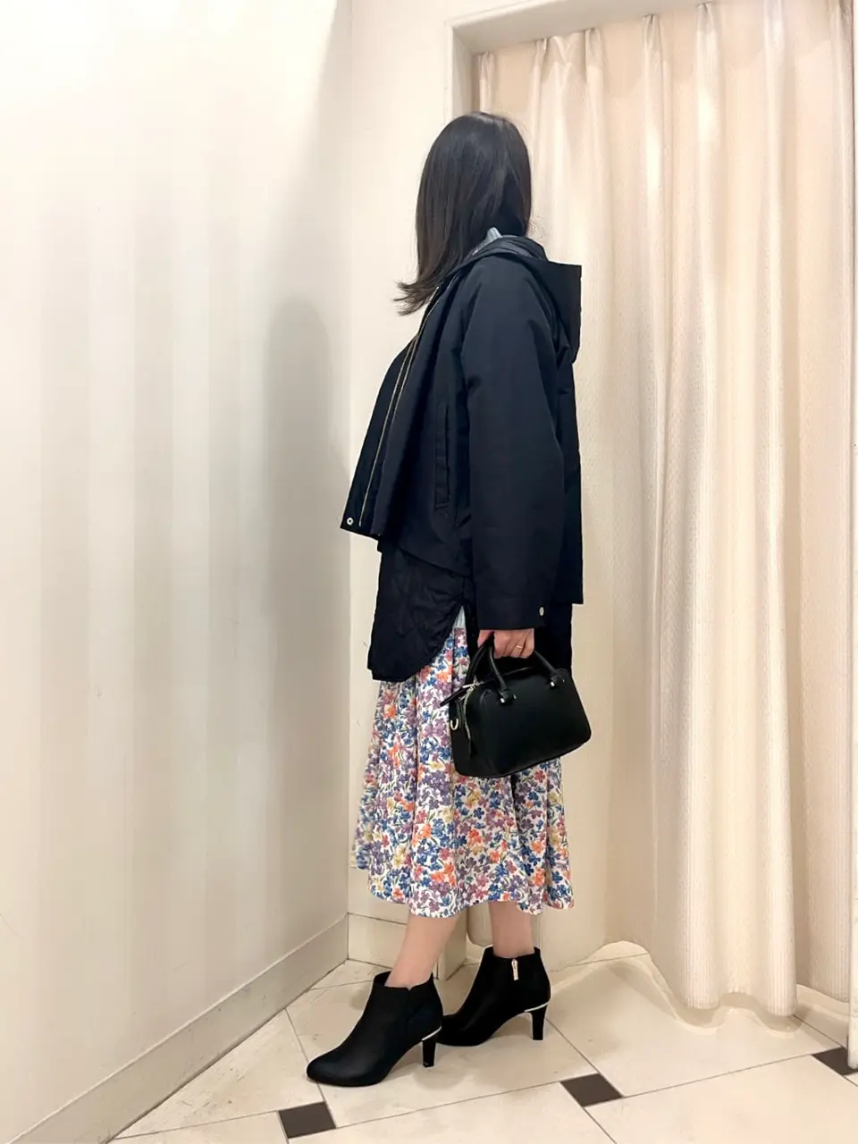 組曲 金井 コーディネート画像