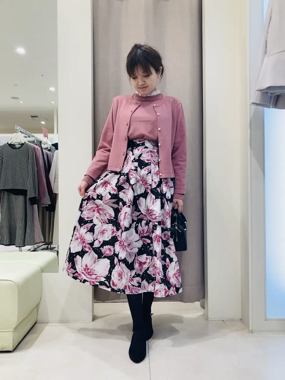 組曲 川根　彩 コーディネート画像