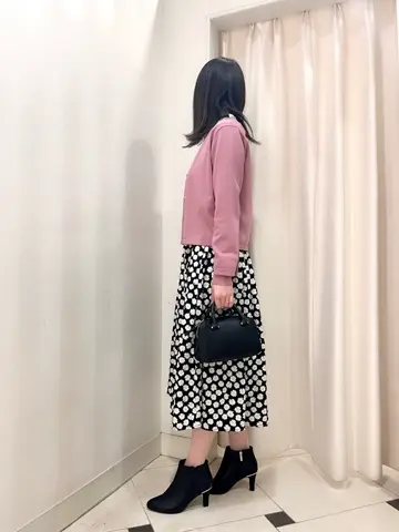 組曲 金井 コーディネート画像