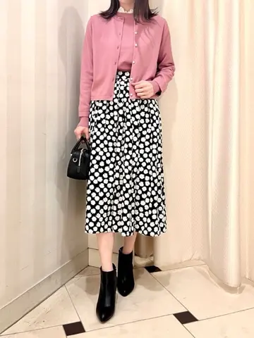 組曲 金井 コーディネート画像