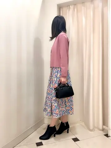 組曲 金井 コーディネート画像