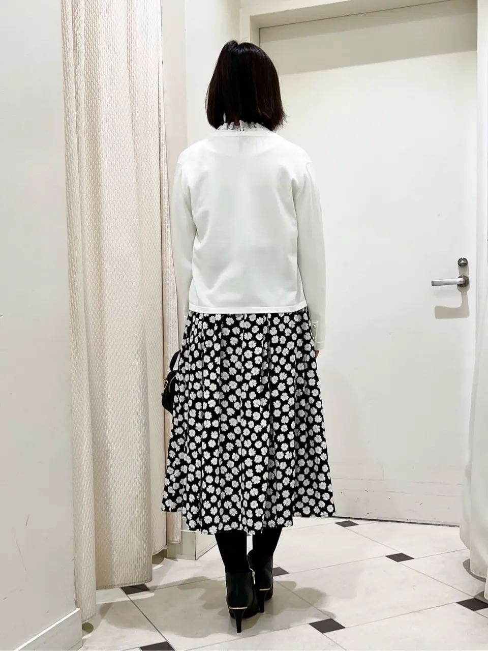 組曲 村上 コーディネート画像