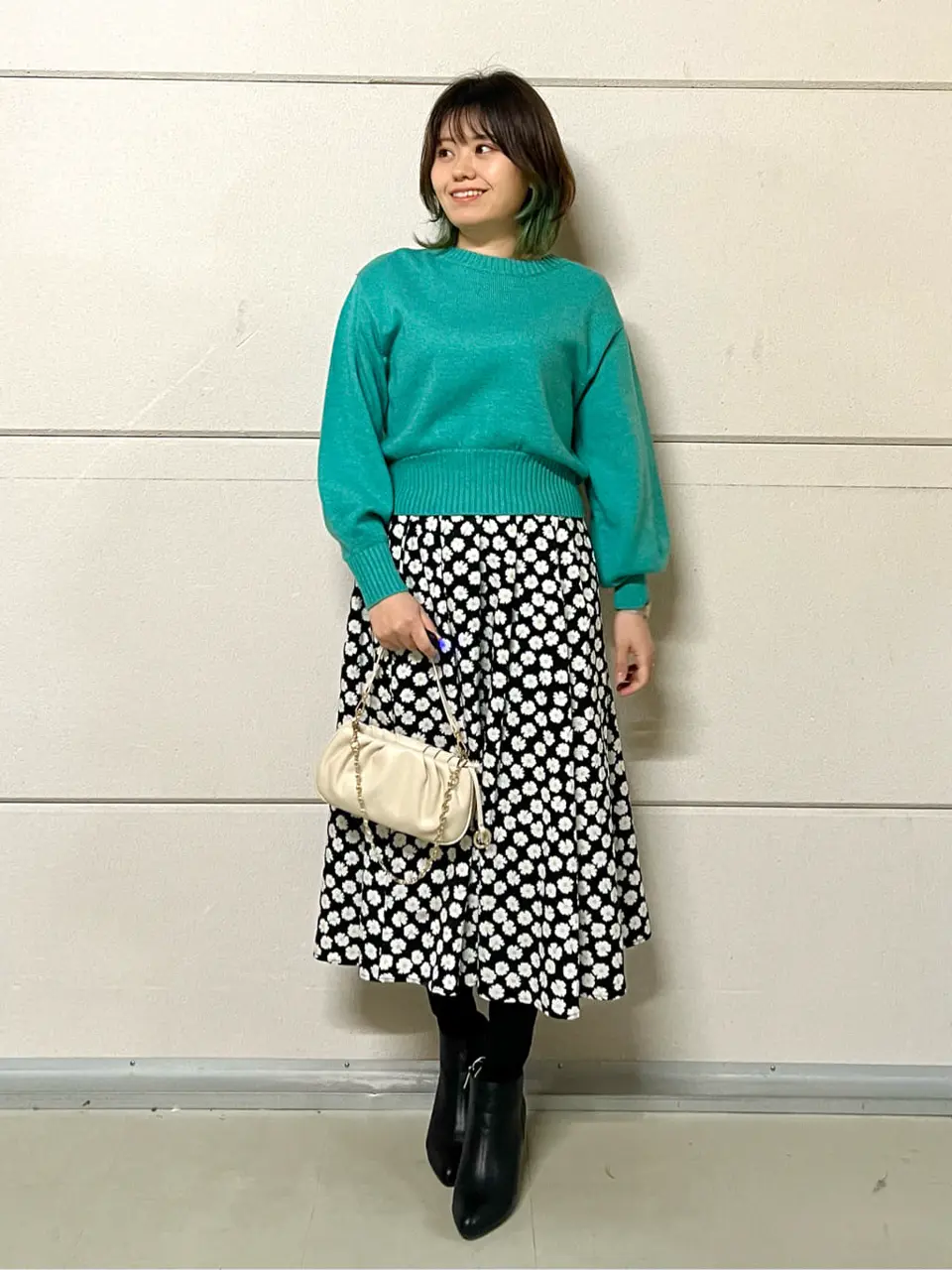 組曲 浅倉 コーディネート画像