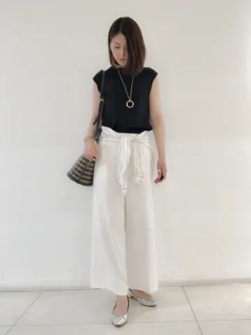 組曲 岩田 コーディネート画像