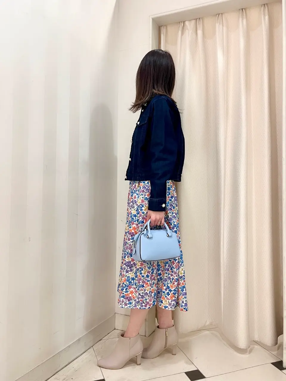 組曲 金井 コーディネート画像