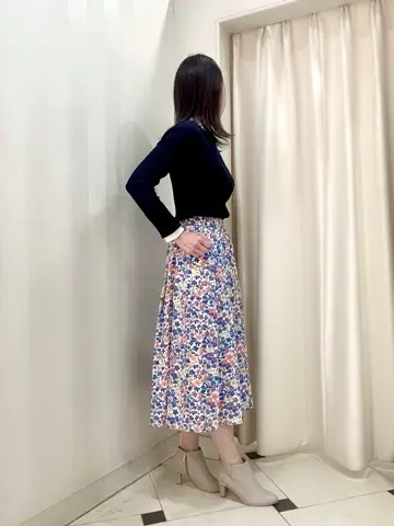 組曲 金井 コーディネート画像