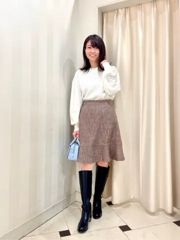 組曲 金井 コーディネート画像