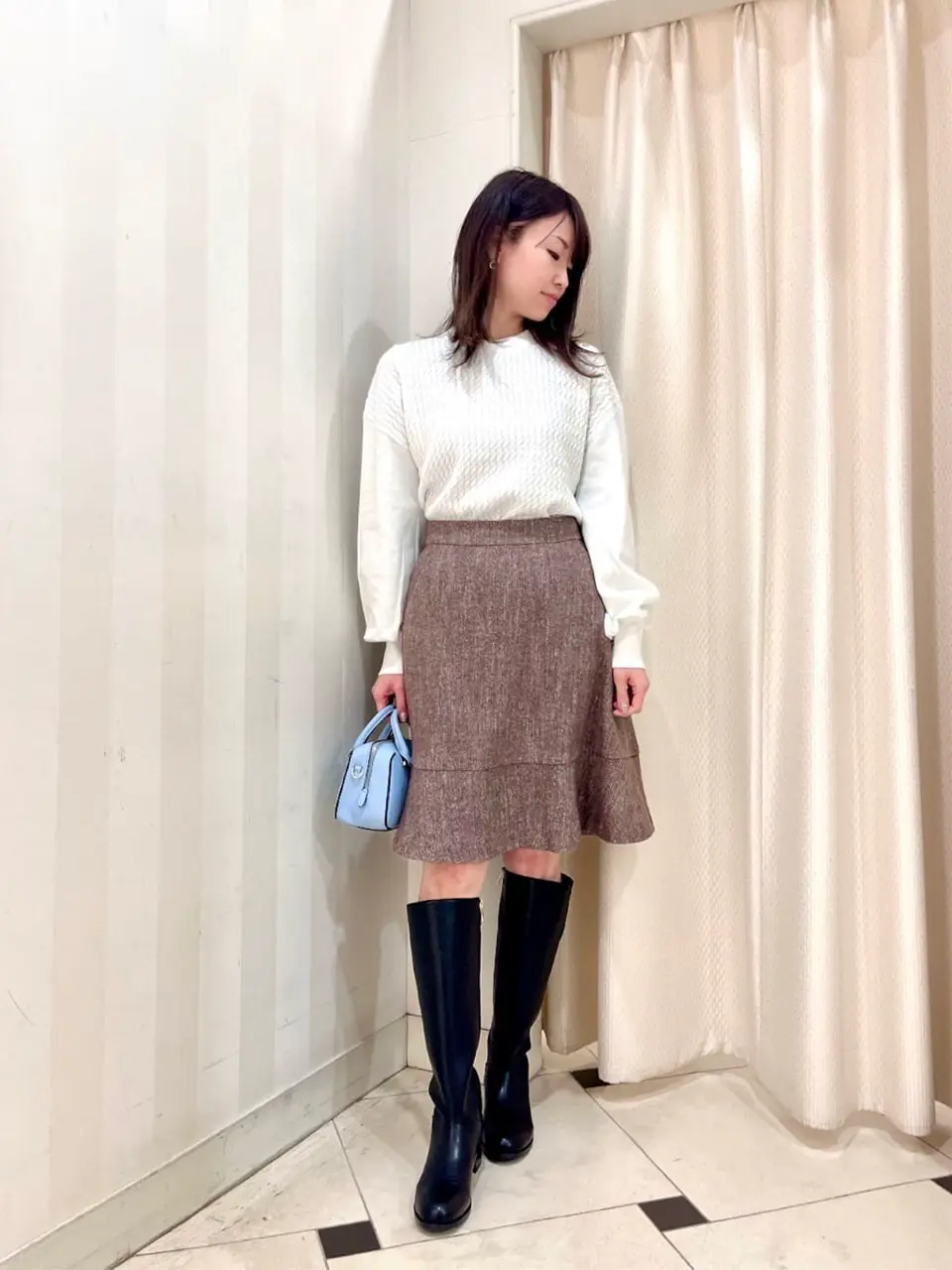 組曲 金井 コーディネート画像