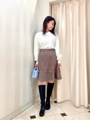 組曲 金井 コーディネート画像