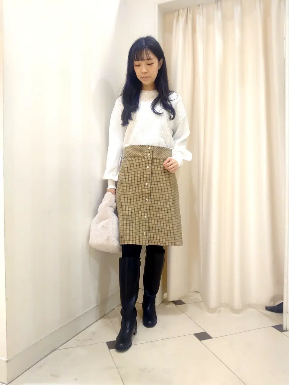 組曲 スタッフ コーディネート画像