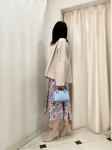 組曲 金井 コーディネート画像