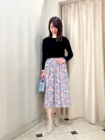 組曲 金井 コーディネート画像