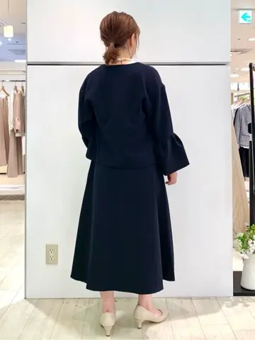 組曲 石井 コーディネート画像