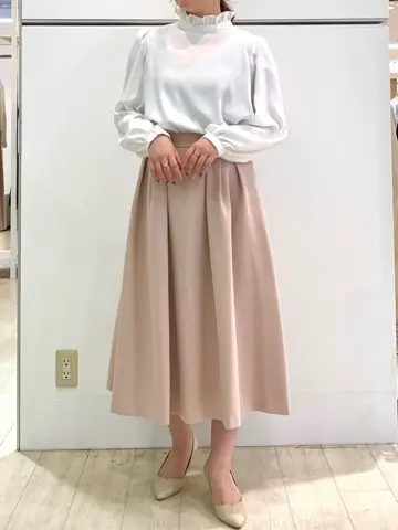 組曲 石井 コーディネート画像