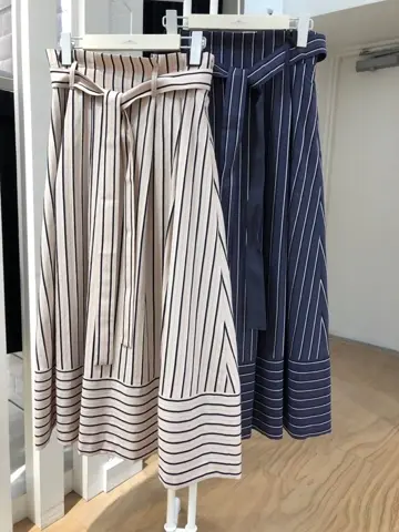 組曲 柿内 コーディネート画像