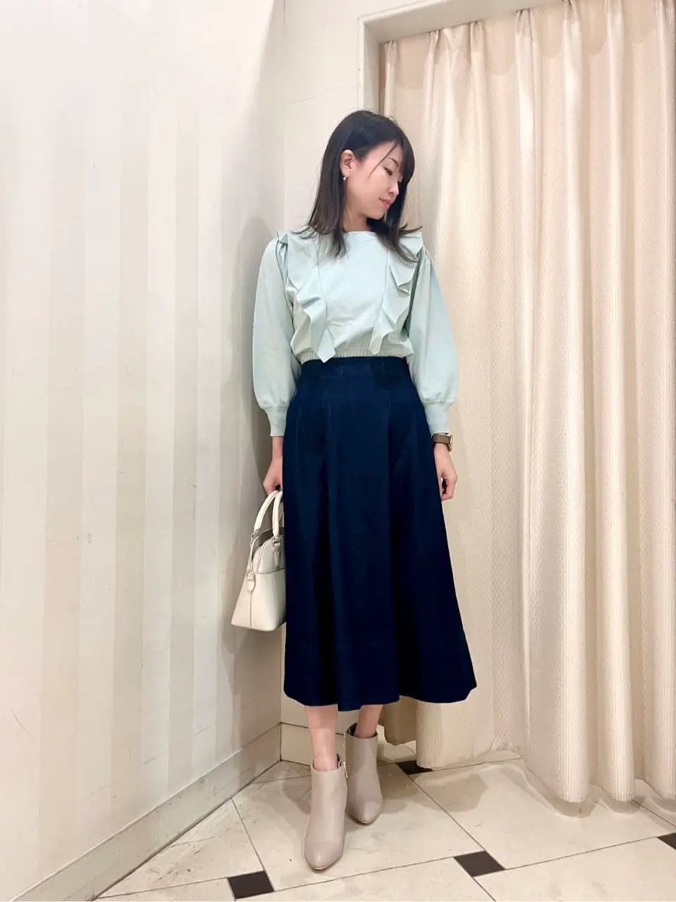 組曲 金井 コーディネート画像