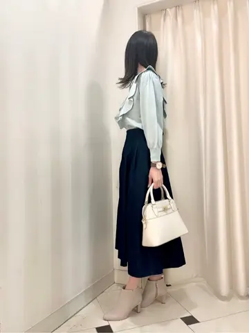 組曲 金井 コーディネート画像