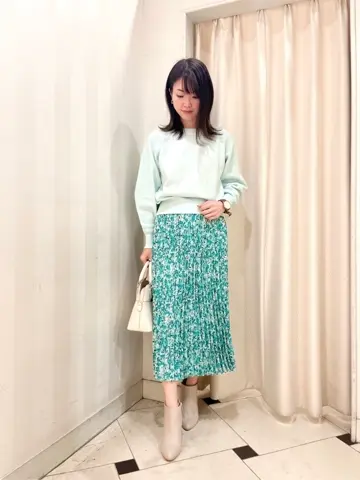 組曲 金井 コーディネート画像