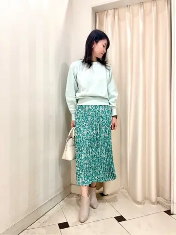 組曲 金井 コーディネート画像