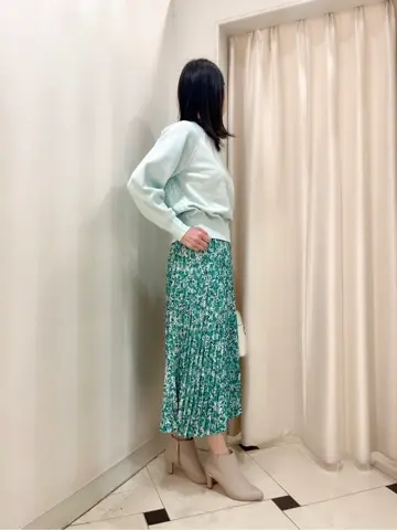 組曲 金井 コーディネート画像