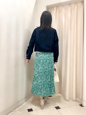 組曲 金井 コーディネート画像