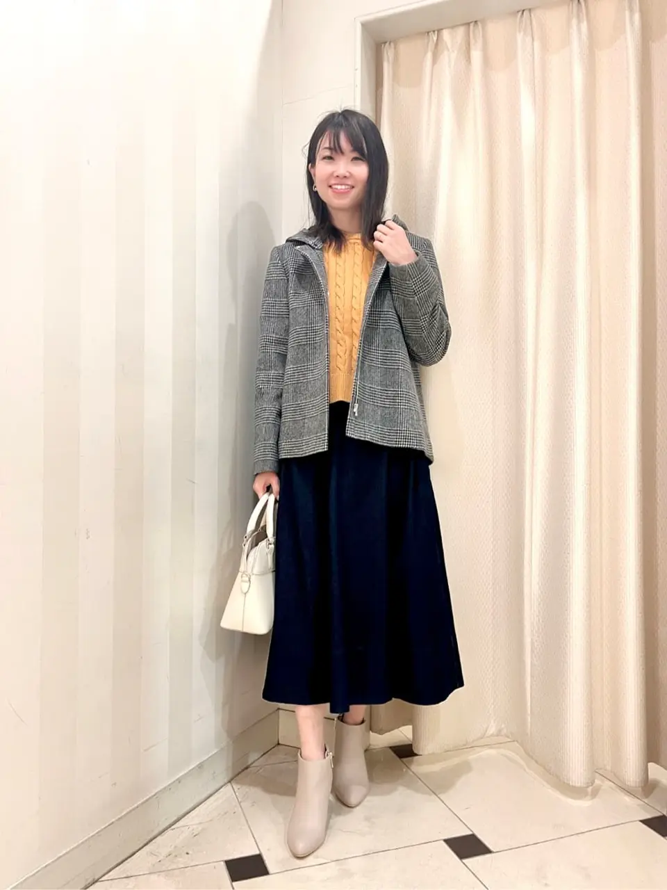 組曲 金井 コーディネート画像