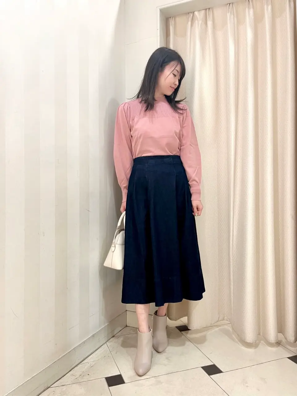 組曲 金井 コーディネート画像