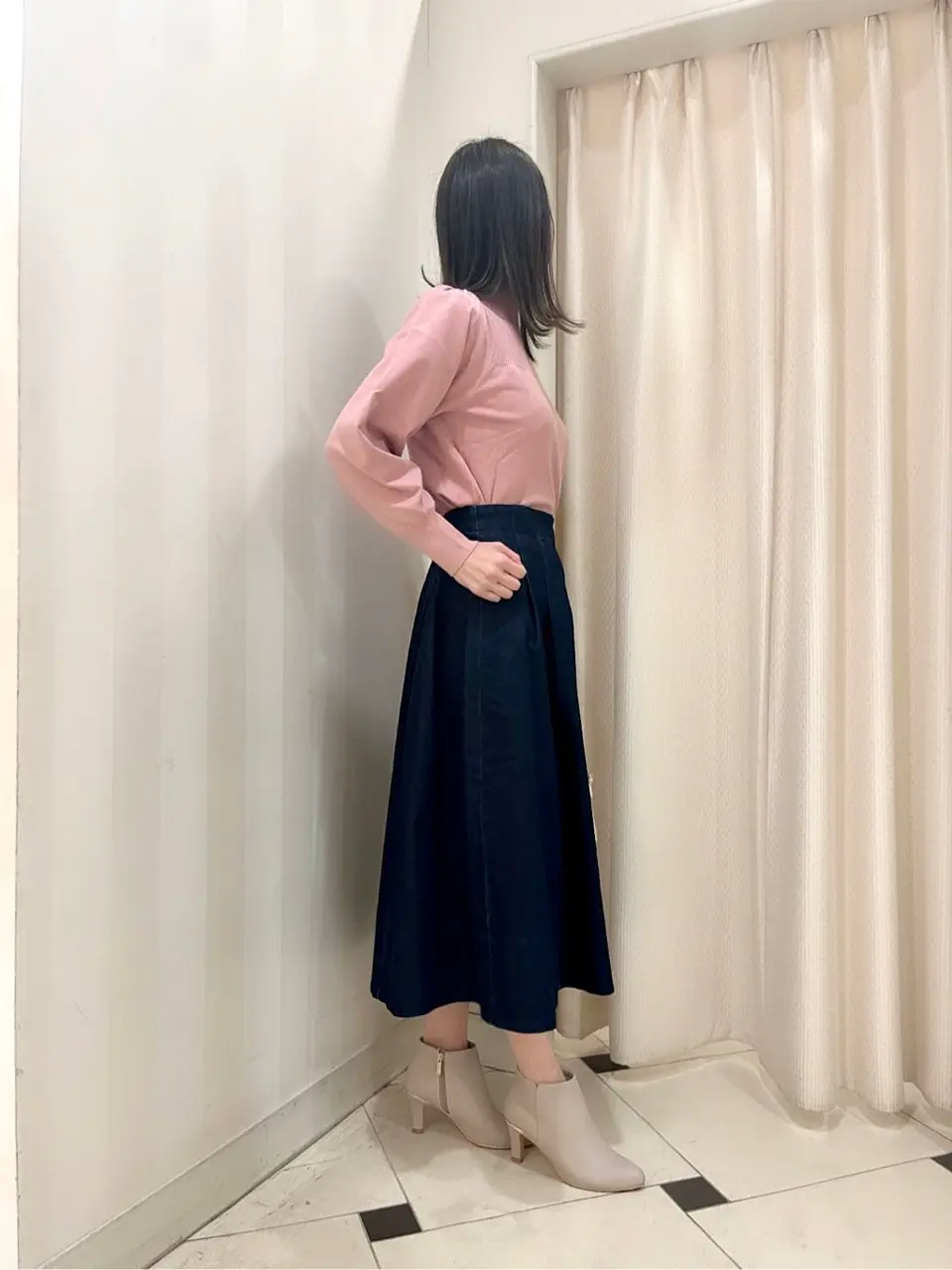 組曲 金井 コーディネート画像