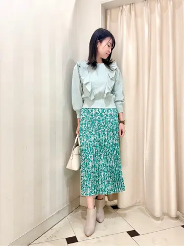 組曲 金井 コーディネート画像