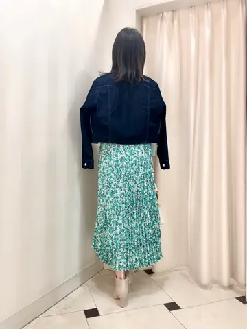 組曲 金井 コーディネート画像