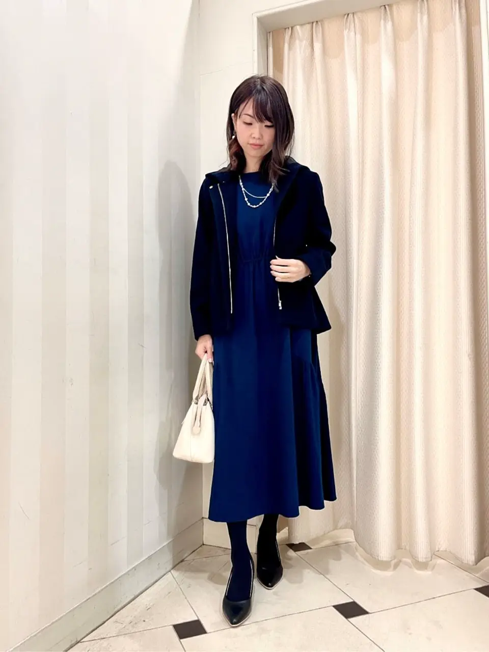 組曲 金井 コーディネート画像