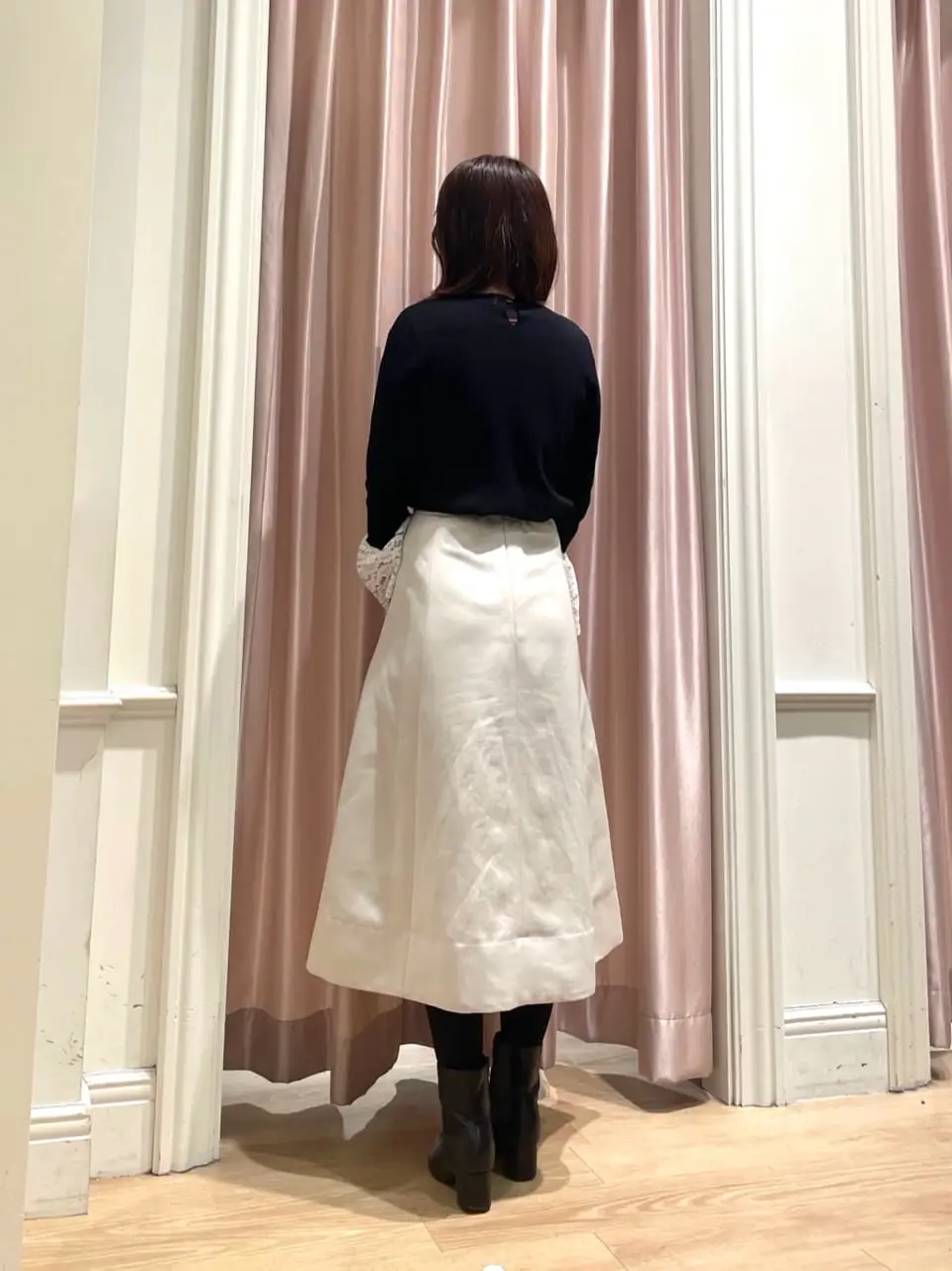 組曲 スタッフ コーディネート画像