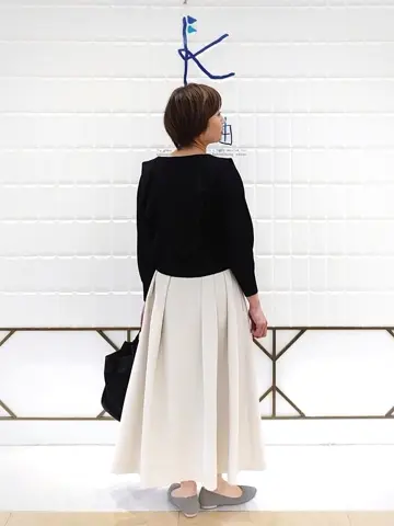 組曲 井上 コーディネート画像