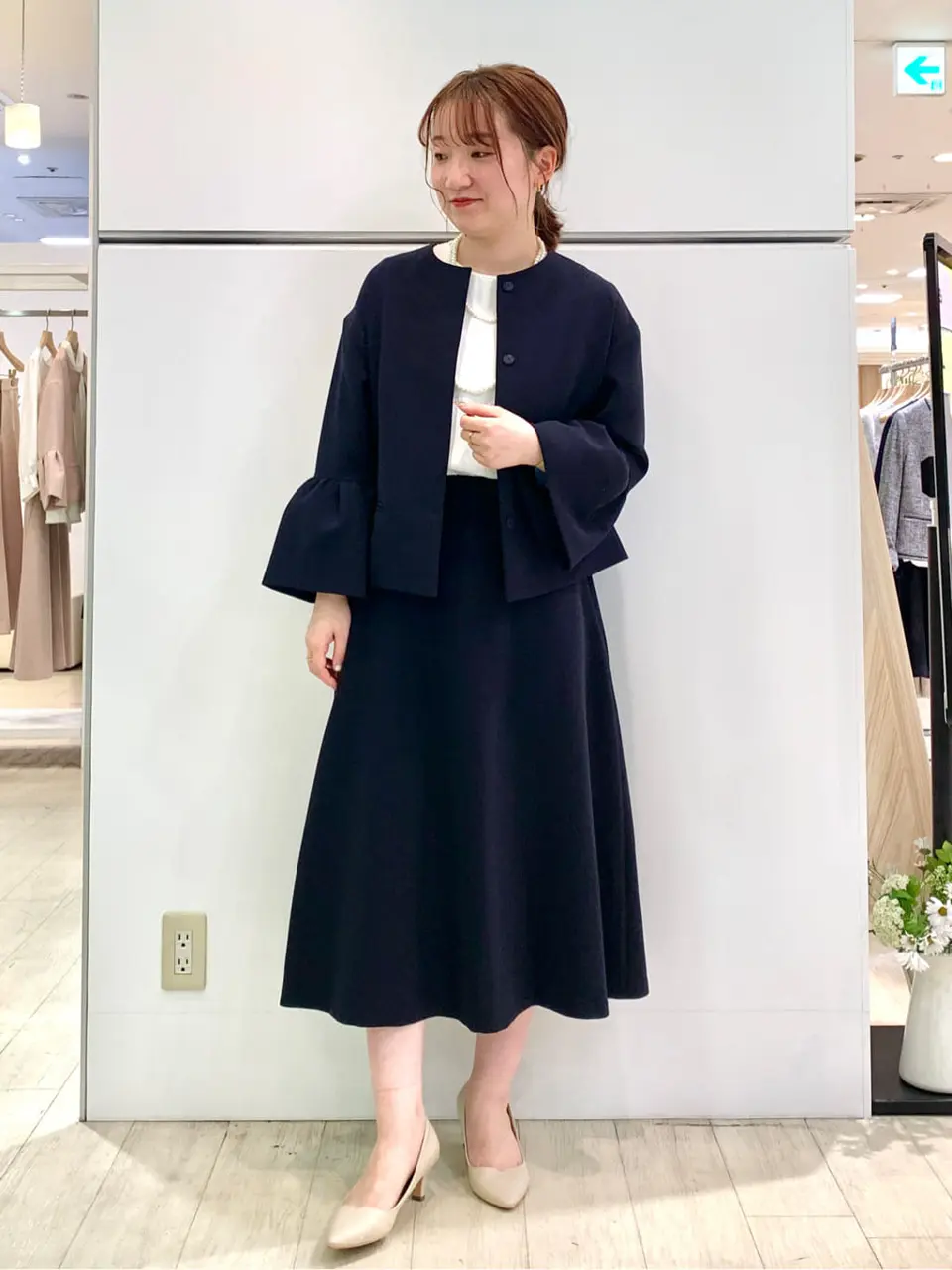 組曲 石井 コーディネート画像