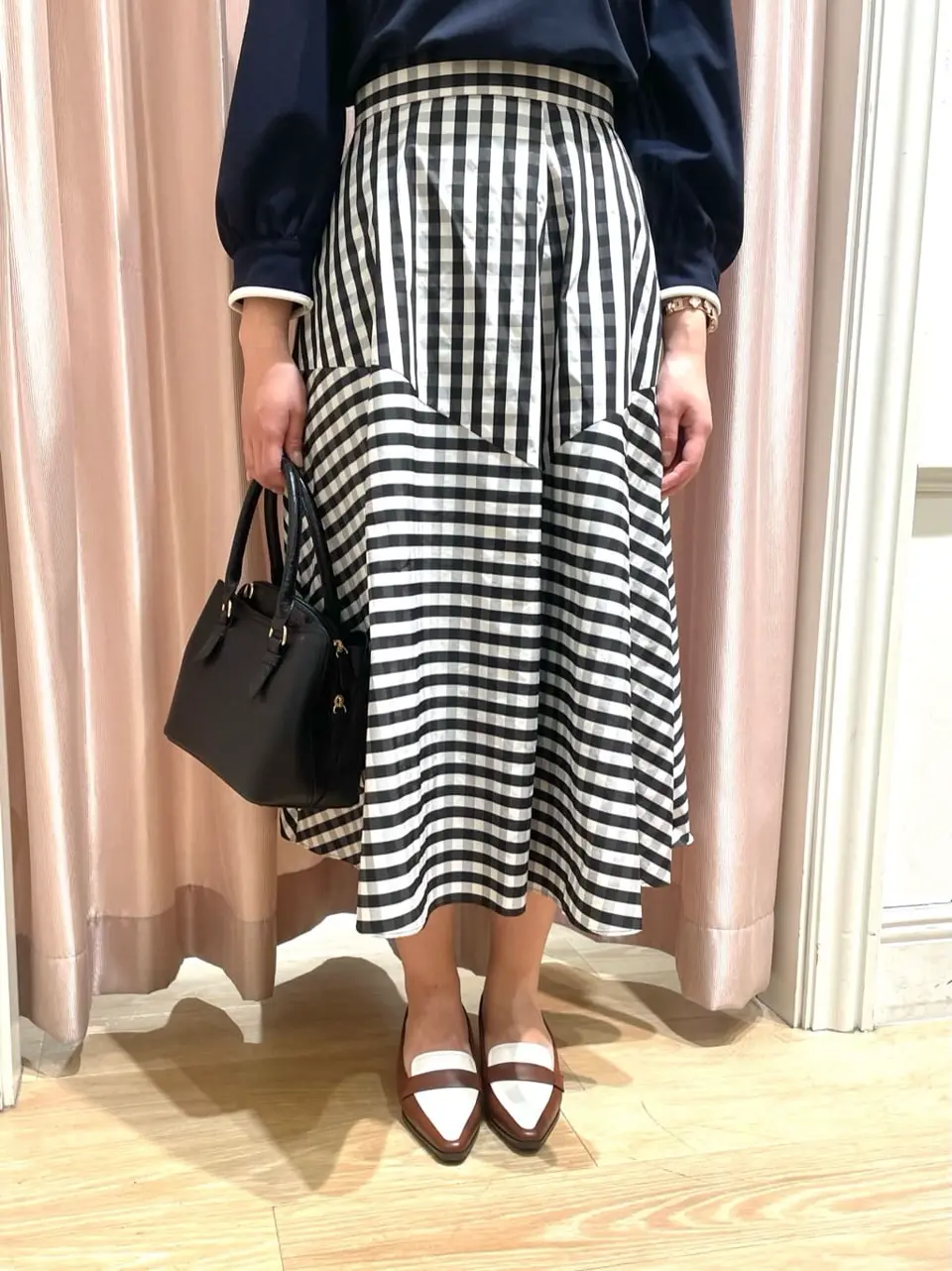 組曲 スタッフ コーディネート画像