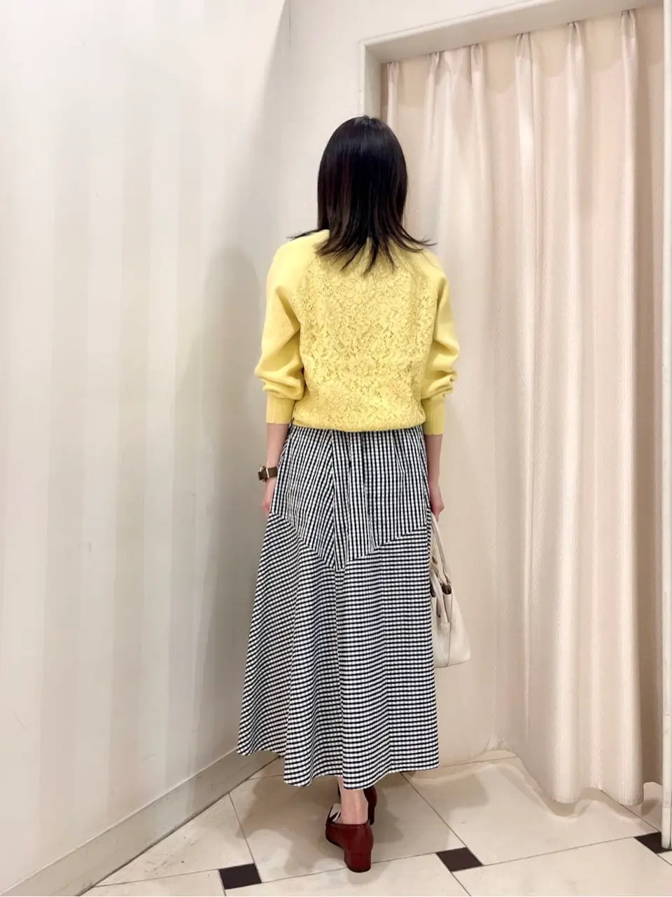 組曲 金井 コーディネート画像