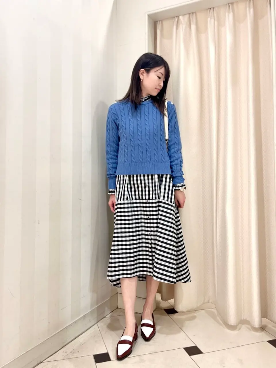 組曲 金井 コーディネート画像